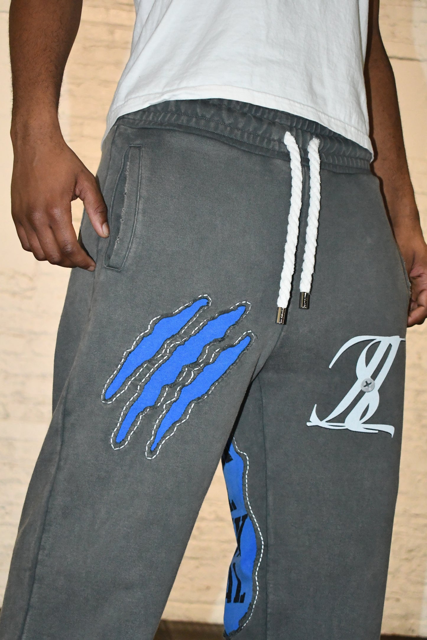 "NEW CHAPTER" SWEATSUIT